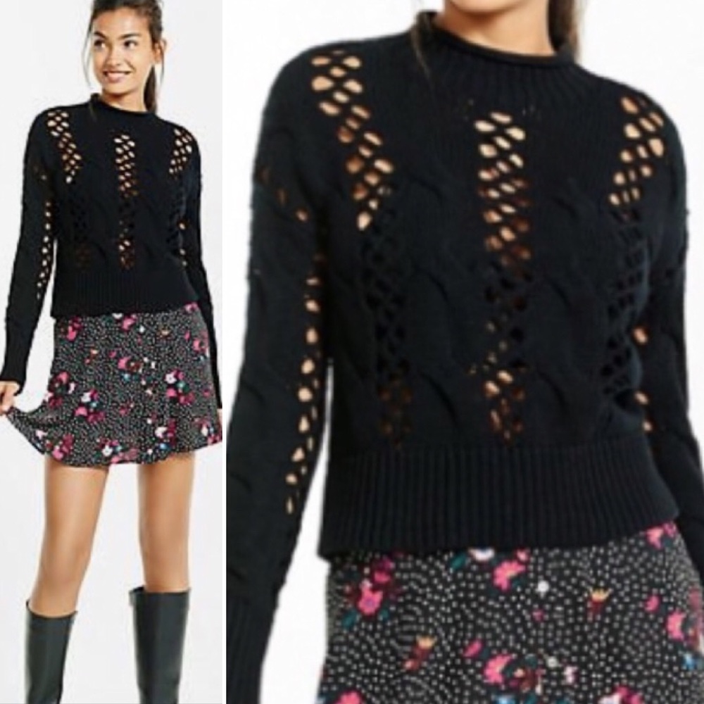 ✨nwot✨Black crocheted cable mock neck sweater